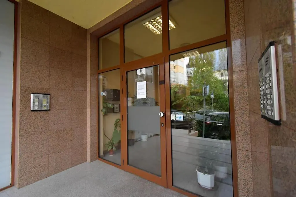 23 Central 1 Bedroom Apartment With Balcony ソフィア